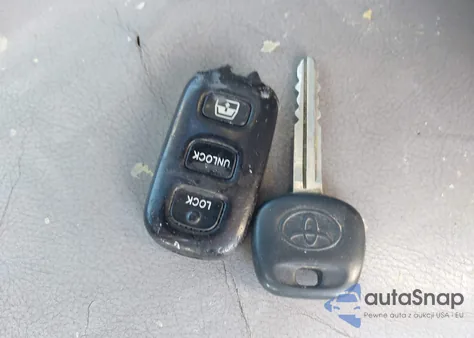 2005 Toyota Sequoia Limited V8 from USA, damaged, VIN 5TDBT48A25S249165